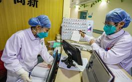 چین آزمایش‌های کلینیکی را به دلیل نبود بیمار لغو کرد