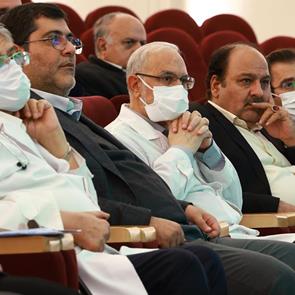 نشست روسای انجمن های علمی تخصصی در سالن همایشهای هتل قلب بیمارستان شهید رجایی