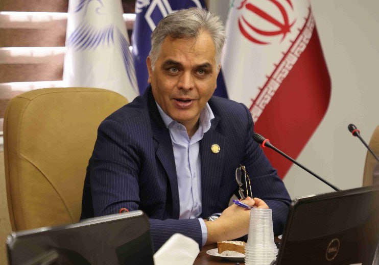  هم افزایی بین سازمان نظام پرستاری و نظام پزشکی در حل مشکلات نظام سلامت موثر است