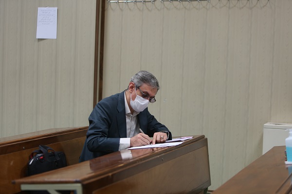 نظام پزشکی باید دفاع مستدل و قوی از جامعه پزشکی داشته باشد