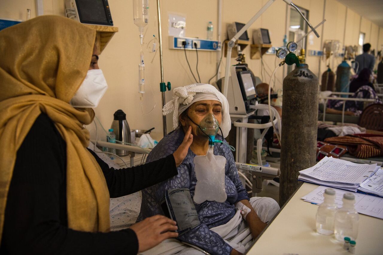 همه اتباع خارجی مبتلا به کرونا در ایران رایگان درمان می‌شوند
