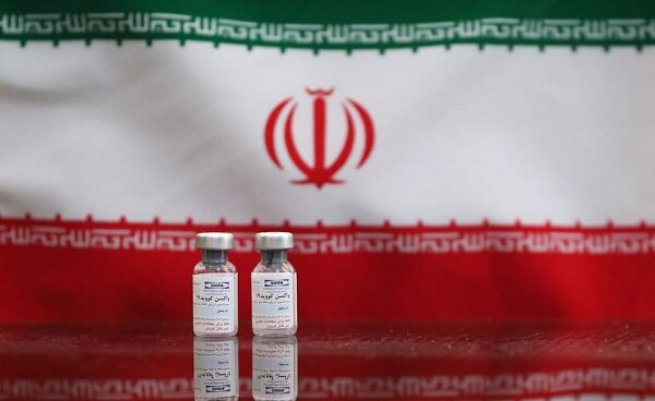 تزریق واکسن ایرانی کرونا به داوطلب چهارم/ حال ۳ داوطلب اول خوب است