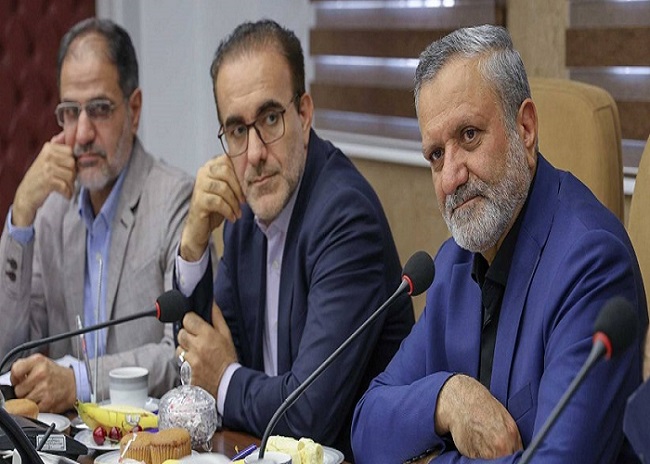تمام مطالبات حوزه سلامت کشور تا چند روز آینده پرداخت می شود