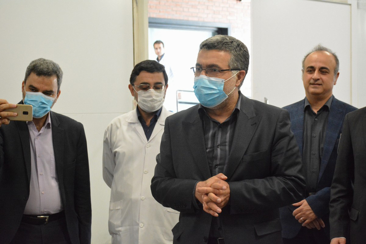 بازدید نوروزی رئیس کل نظام پزشکی از بیمارستان امام(ره)