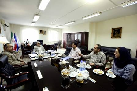 نشست ریاست کل نظام پزشکی با درمانگران اعتیاد استان تهران