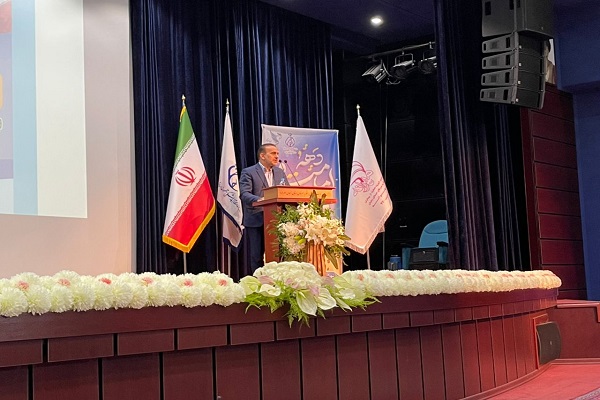 ایران در حوزه کسب دانش، تربیت نیرو و دستاوردهای پزشکی همتراز دنیا است