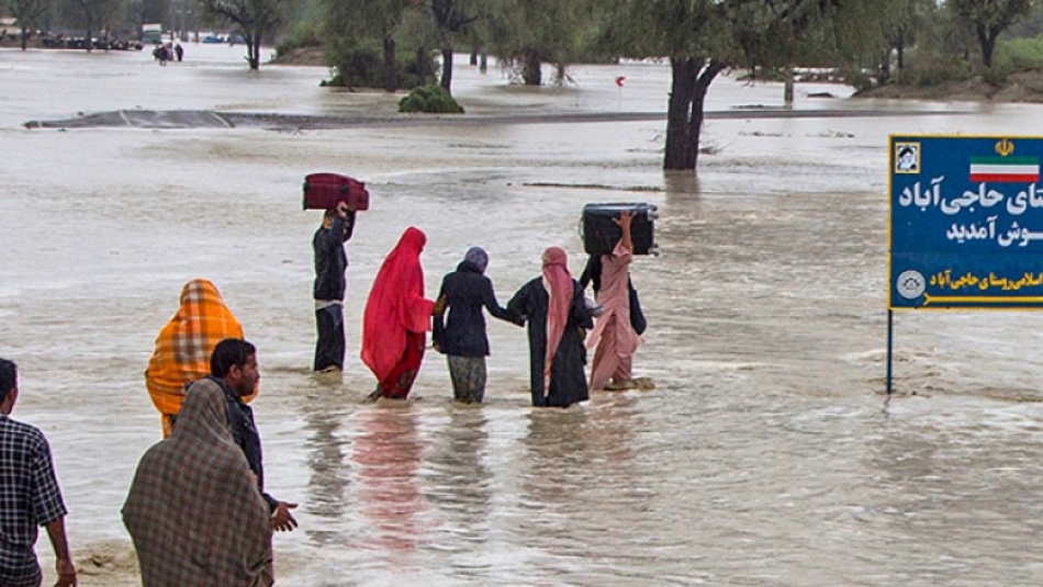 اقدام شایسته تقدیر نظام پزشکی رودسر برای سیل زدگان سیستان و بلوچستان